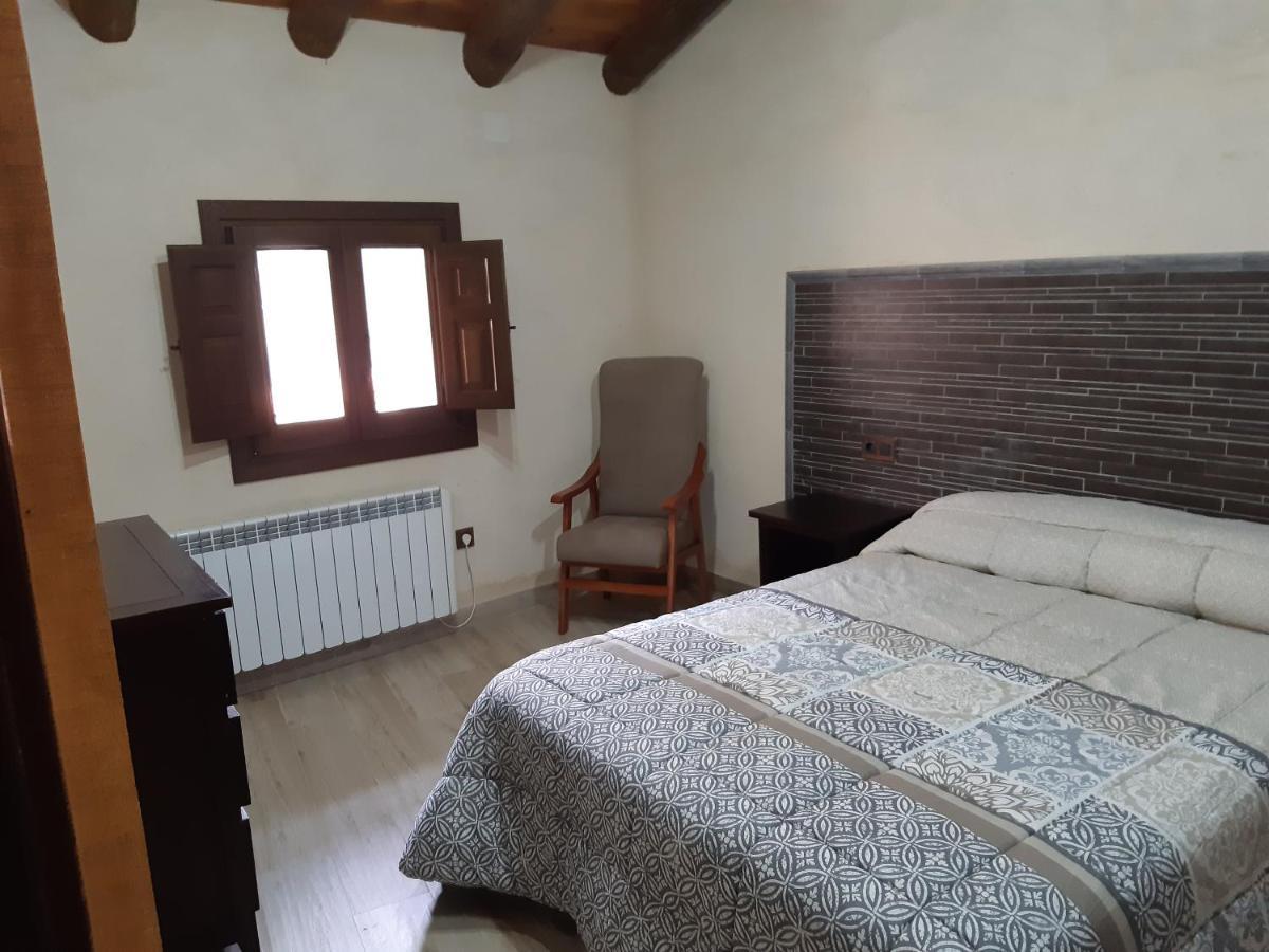 Casa Rural El Secreto Del Castillo Мора-де-Рубьелос Экстерьер фото