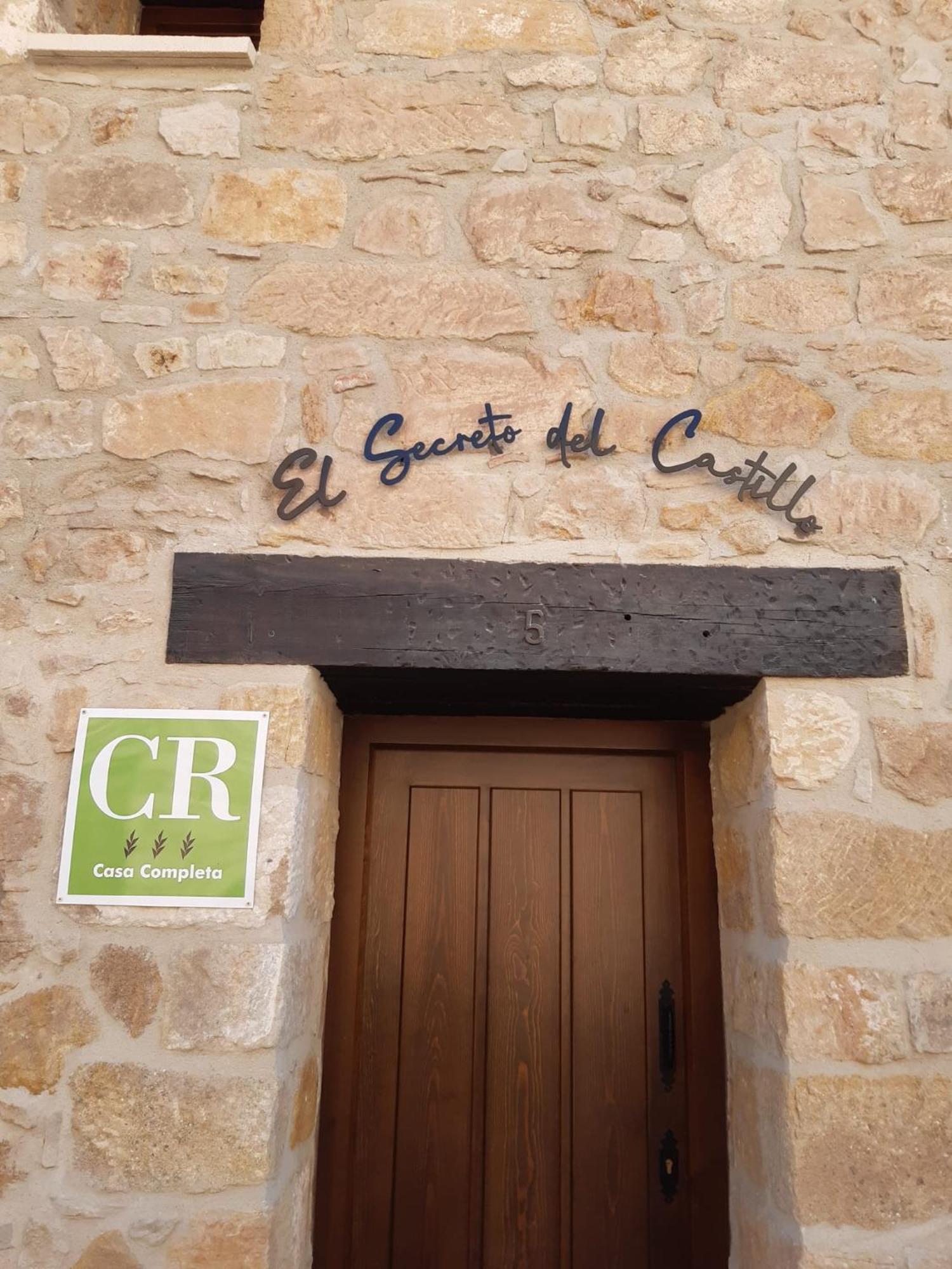 Casa Rural El Secreto Del Castillo Мора-де-Рубьелос Номер фото